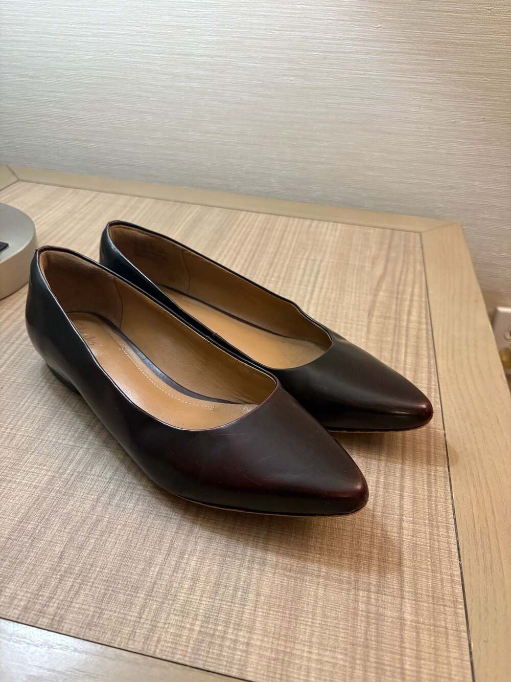 Clarks Artisan Women's Dark Brown Leather Pointed Toe Flats